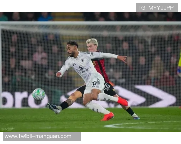 曼联客战热刺剖析,红魔2比2诺丁汉森林,争议判罚送分防卫缝隙大 曼联客战热刺剖析,红魔2比2诺丁汉森林,争议判罚送分防卫缝隙大